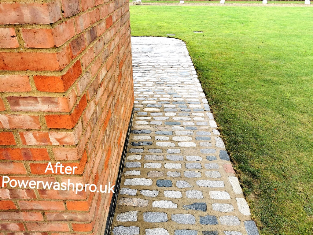 Stunning-pressure-washing-transformation-in-Aylesbury 3