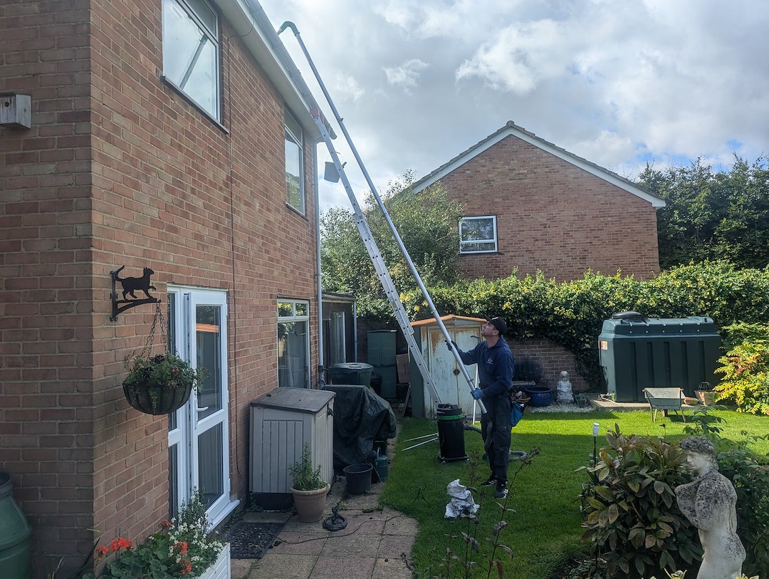 Gutter Cleaning Thame After Rain Chaos