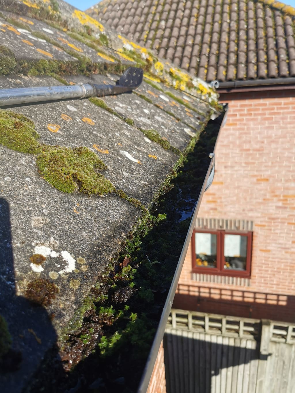 Customer-in-Thame-keeps-their-feet-on-the-ground-and-their-weekend-free-Leaving-the-gutter-cleaning-to-us 1