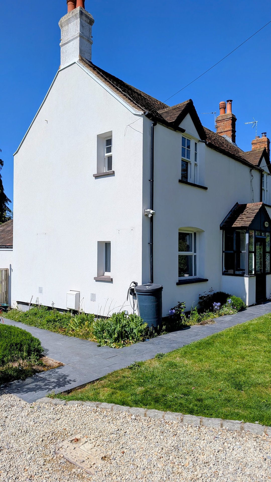Render-Cleaning-in-Princes-Risborough-Full-Exterior-Restoration 0