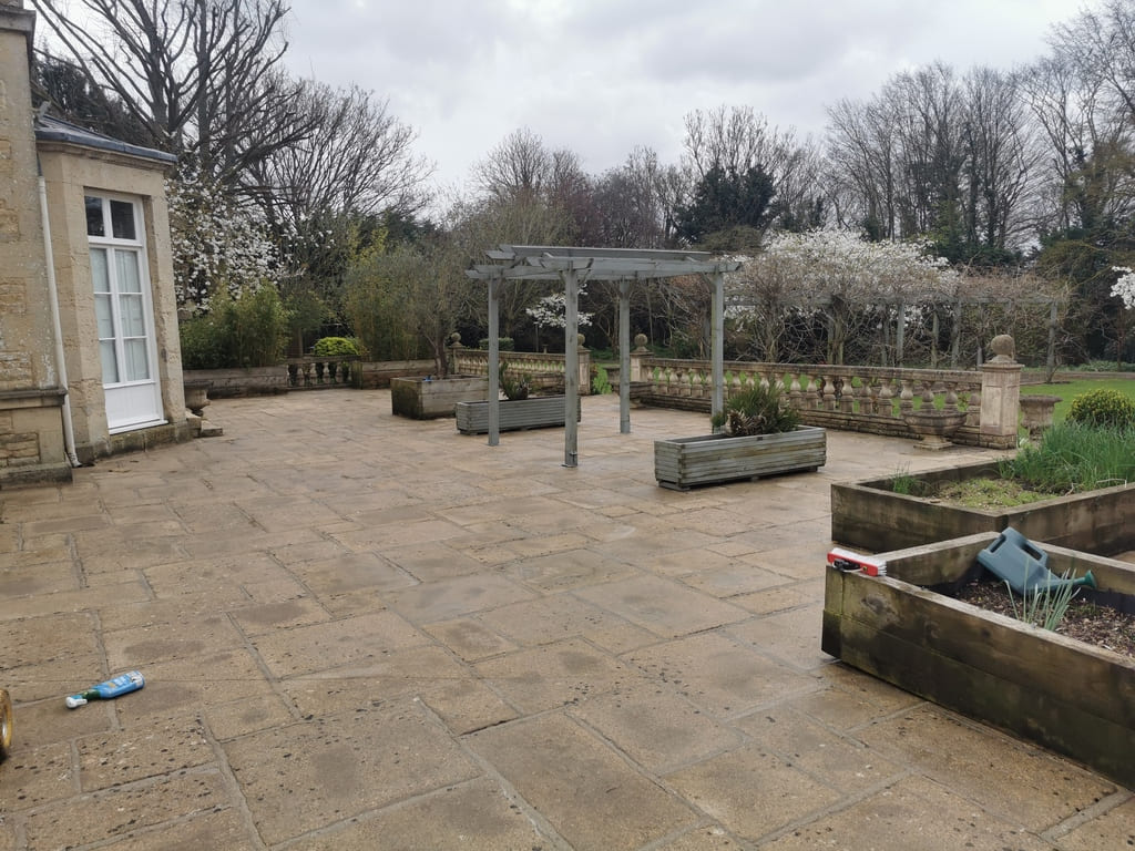 York-Stone-Terrace-Completely-Restored-with-Power-Wash-Pros-Pressure-Washing-Service-in-Chinnor 0