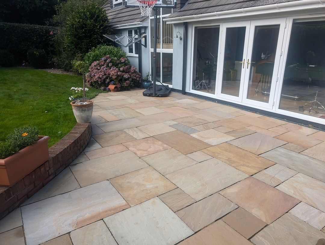 Transformations-Patio-Cleaning-Success-Story-in-Marlow 0
