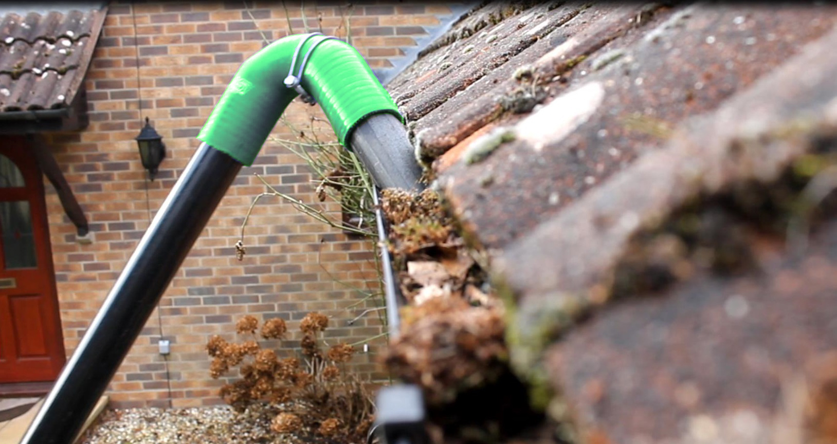 Safe and Efficient Gutter Cleaning Job Completed InOxford