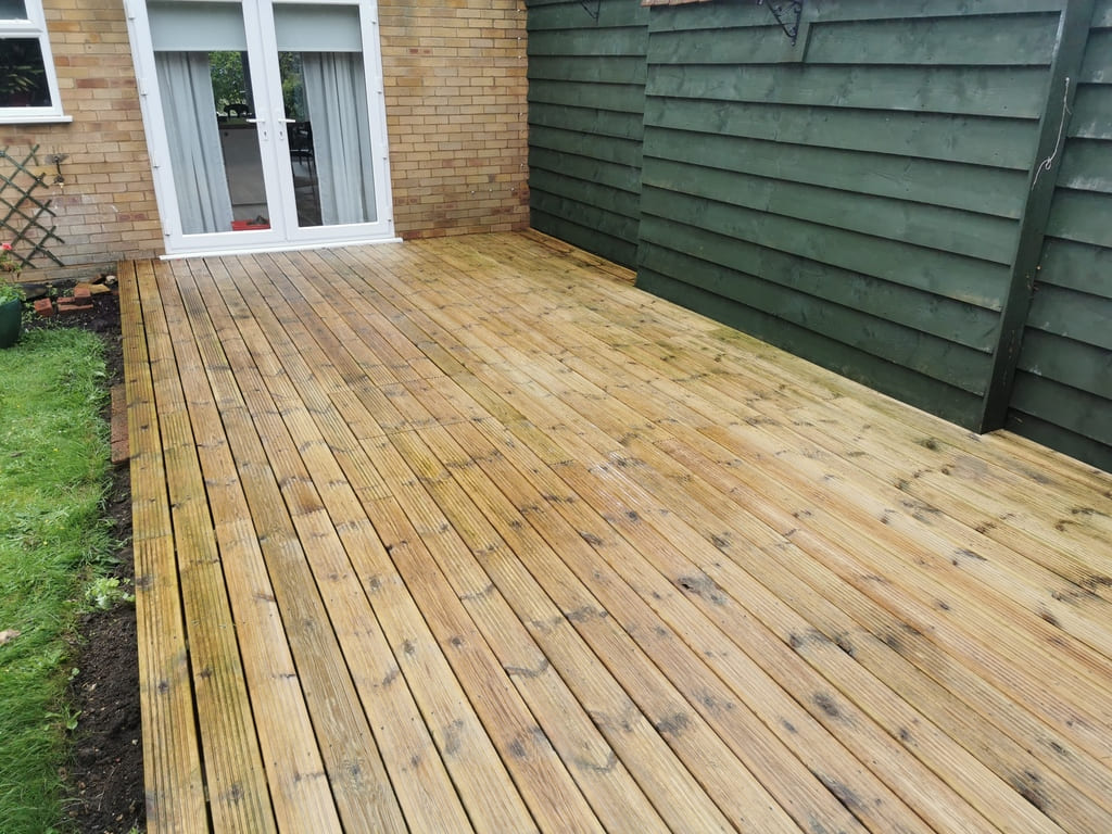 Decking Cleaning Thame Oxfordshire