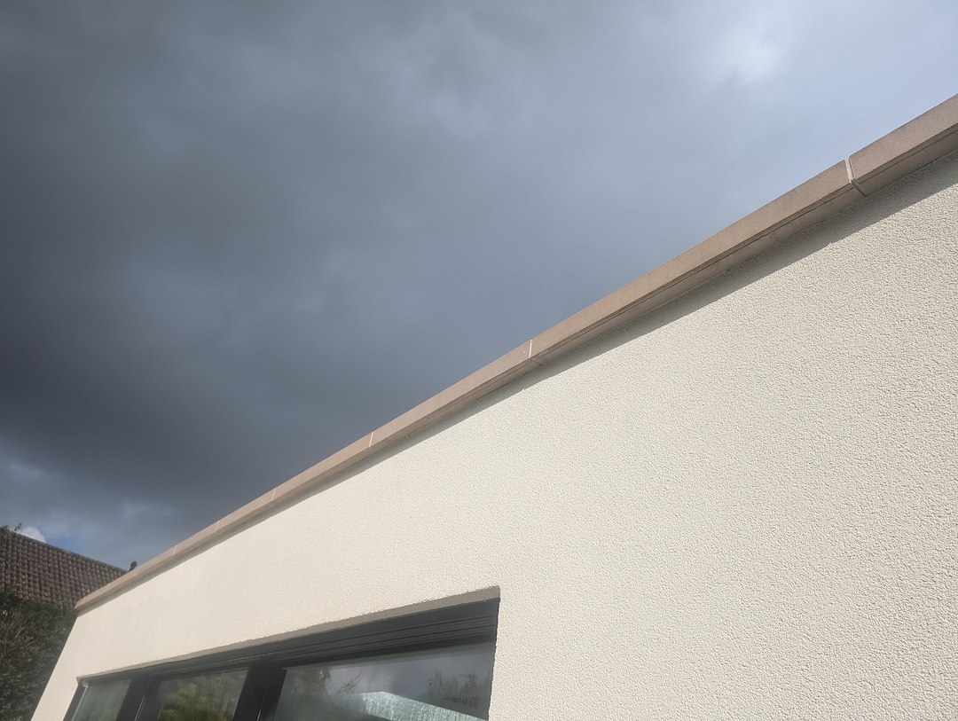 Professional-Render-Cleaning-in-Thame-Oxfordshire-and-Buckinghamshire 0