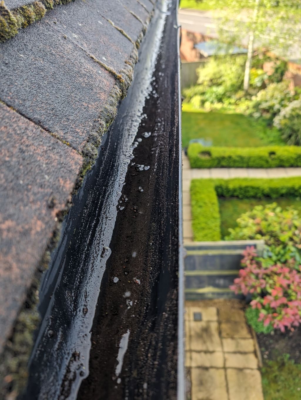 Efficient and Simple Gutter Cleaning Service in Chinnor