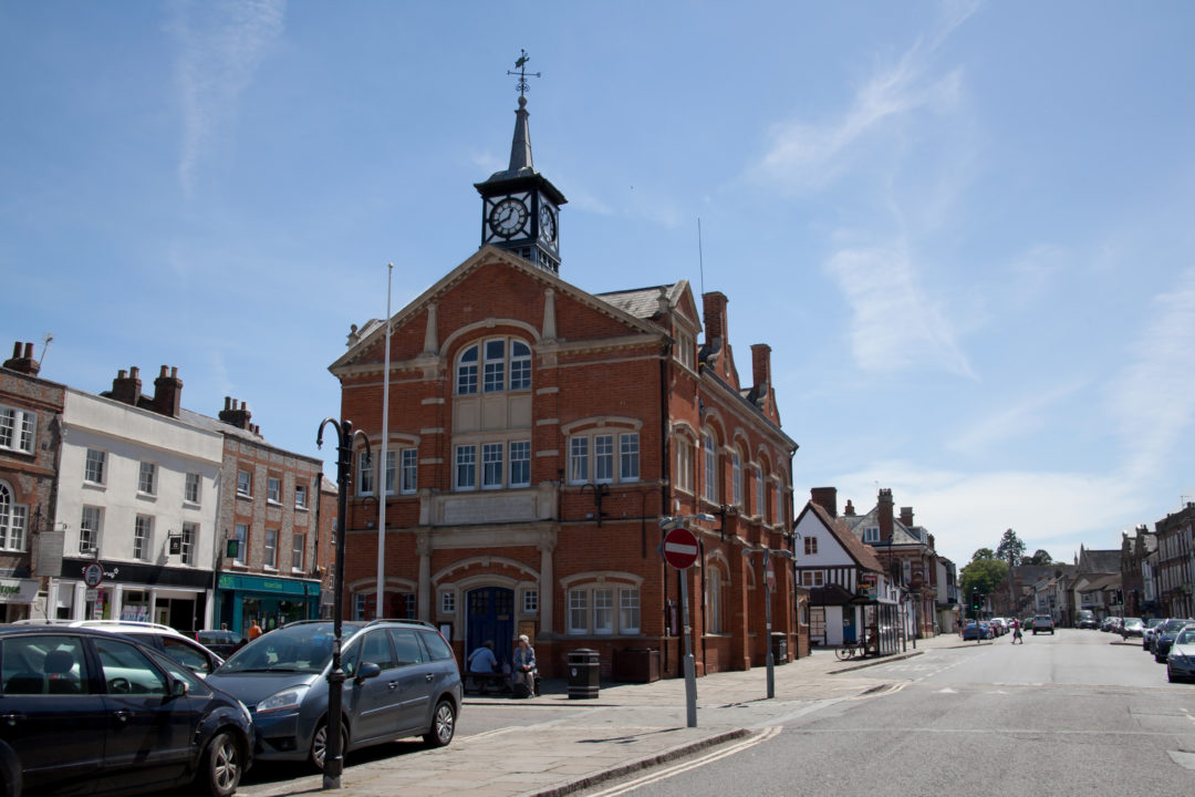 Back on Gutter Cleaning Duty in Thame High Street 