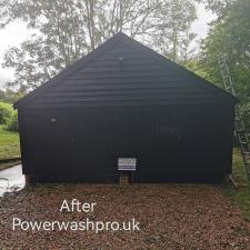 Expert-Pressure-Washing-Services-In-Thame 1