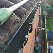 Gutter-Cleaning-in-frosty-Thame 1