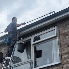 Gutter-Cleaning-Keeps-Thame-Flowing 0