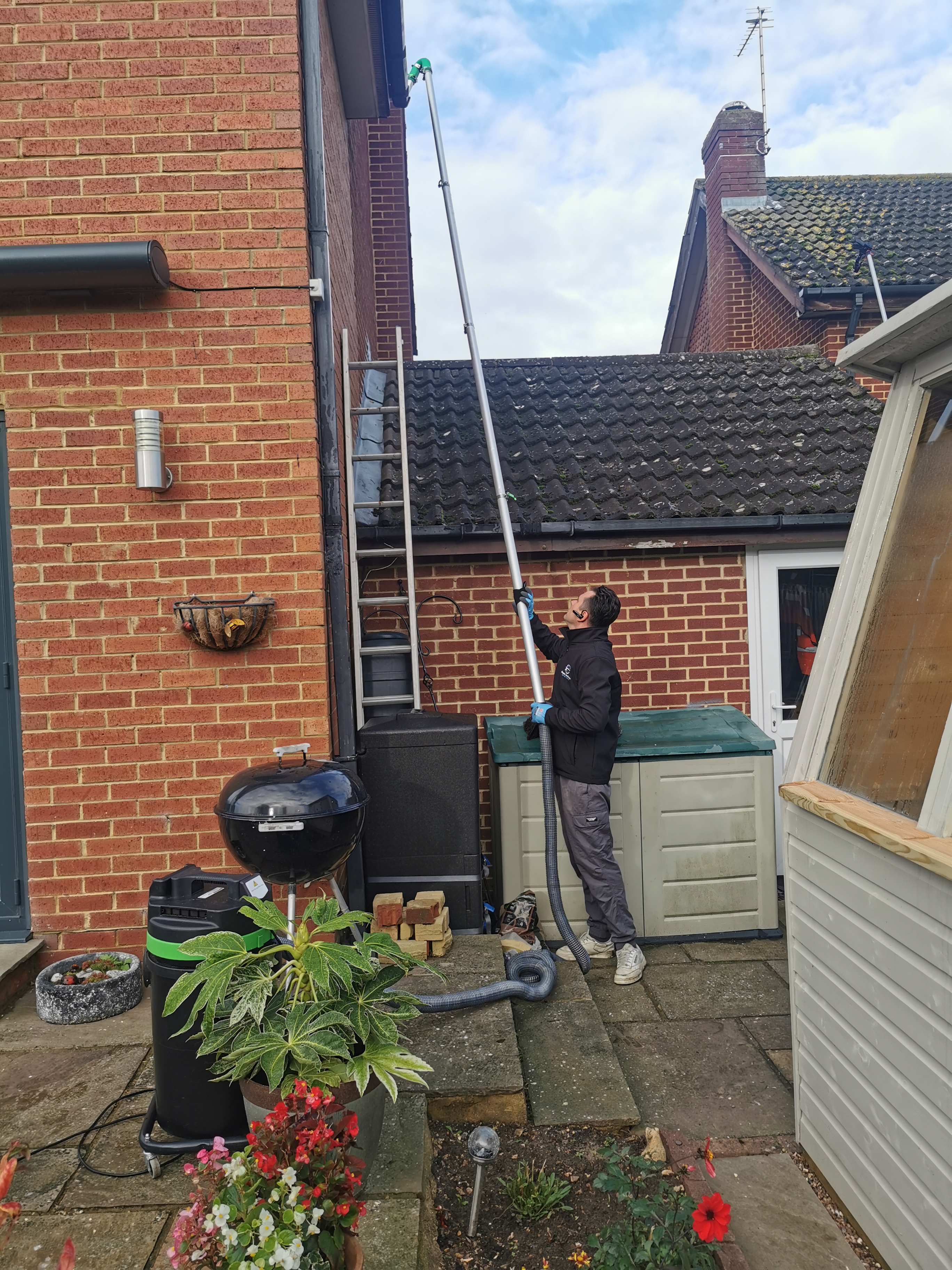 Gutter Cleaning Long Crendon HP18 