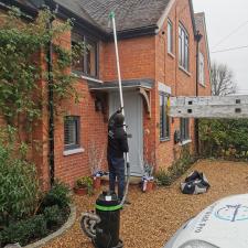 Keeping-Gutters-Flowing-in-Thame 0