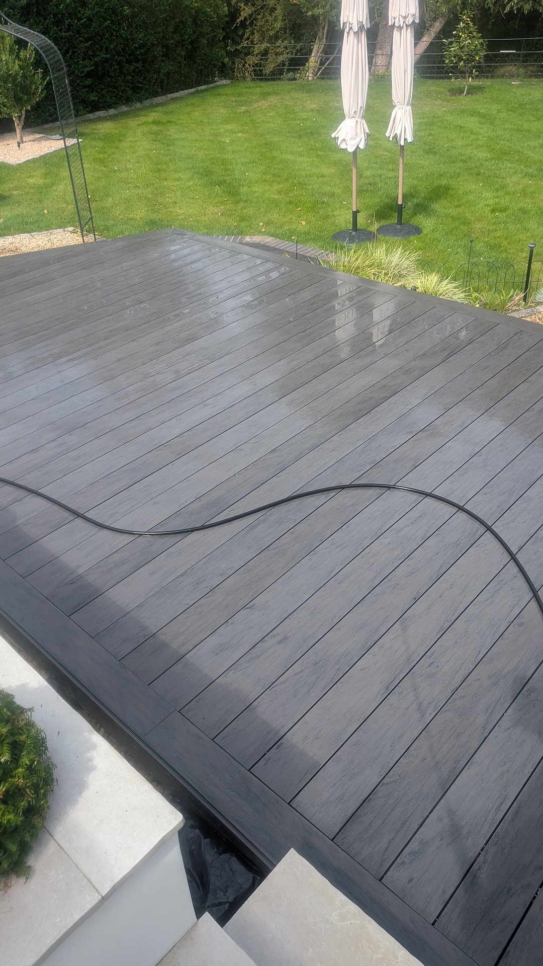 Patio Cleaning in Thame – Decking & Porcelain Patio Restored to Their Best