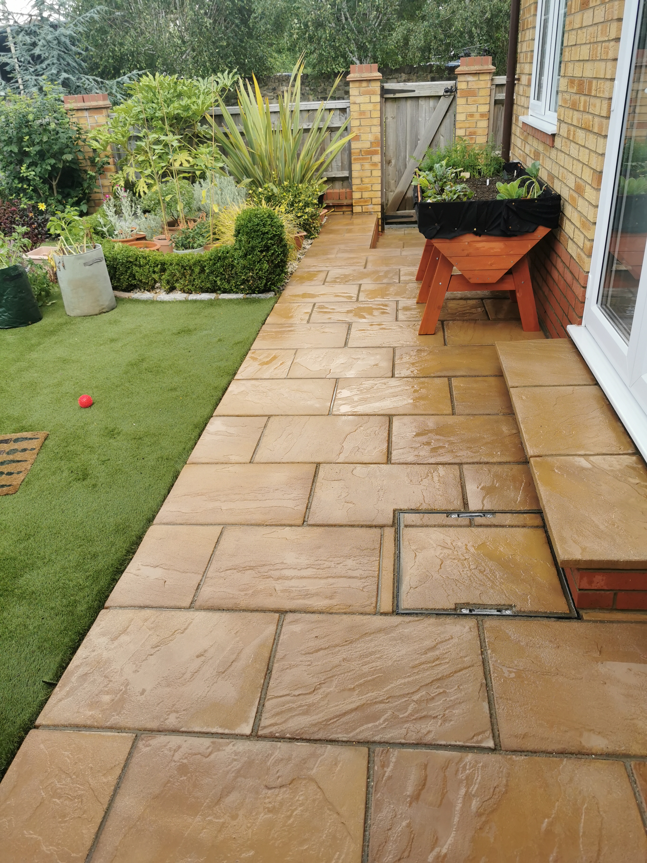 Pressure Washing Services Aylesbury - Patio Cleaning 